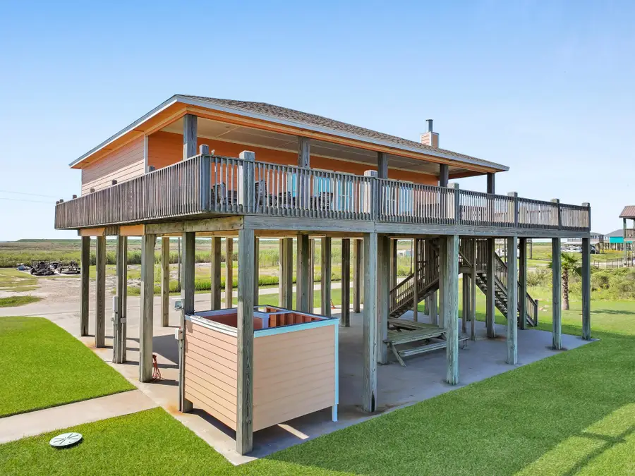 1332 Van Sant, Gilchrist, TX 77617 - Image #2