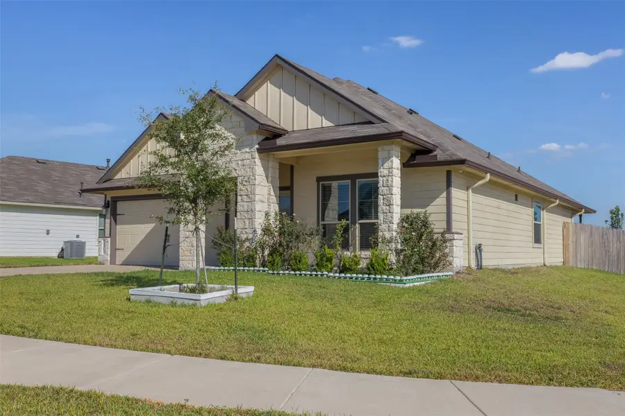 1105 Davy Street, Brenham, TX 77833 - #2