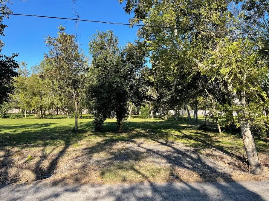 05 Middleton Street, Bacliff, TX 77581 - #3