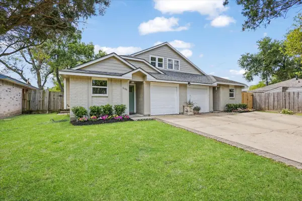 5156 Beaverhollow Drive, Houston, TX 77084