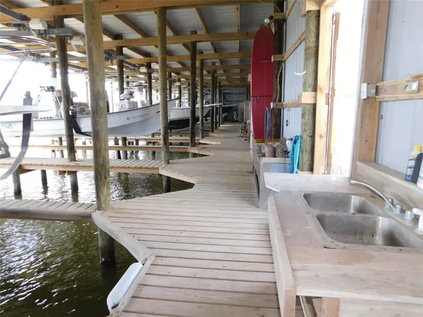 7W Port Street, Port Lavaca, TX 77979