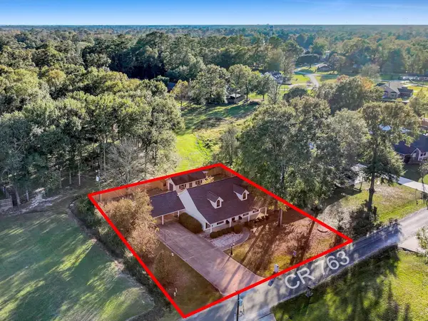 504 County Road 763 N, Buna, TX 77612