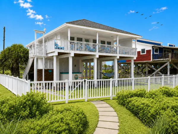 22321 Kennedy Drive, Galveston, TX 77554