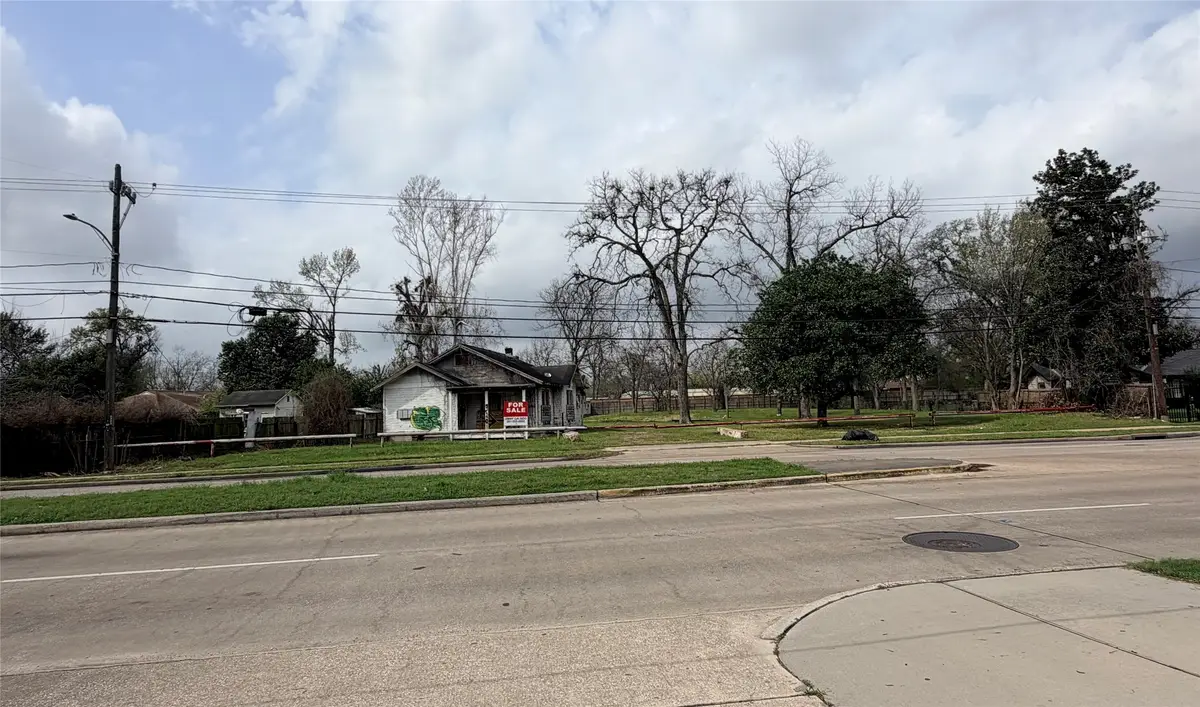 9201 Fulton Street, Houston, TX 77022 - #1