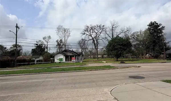 9201 Fulton Street, Houston, TX 77022