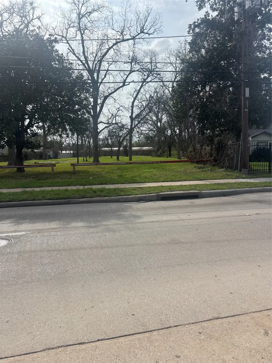 9201 Fulton Street, Houston, TX 77022 - #2