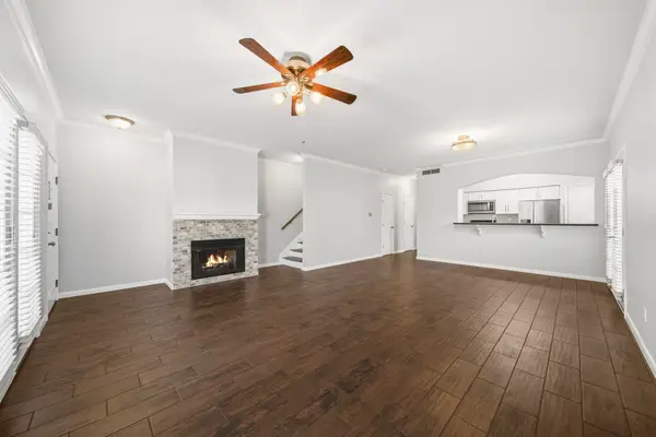 312 Wilcrest Drive #312, Houston, TX 77042