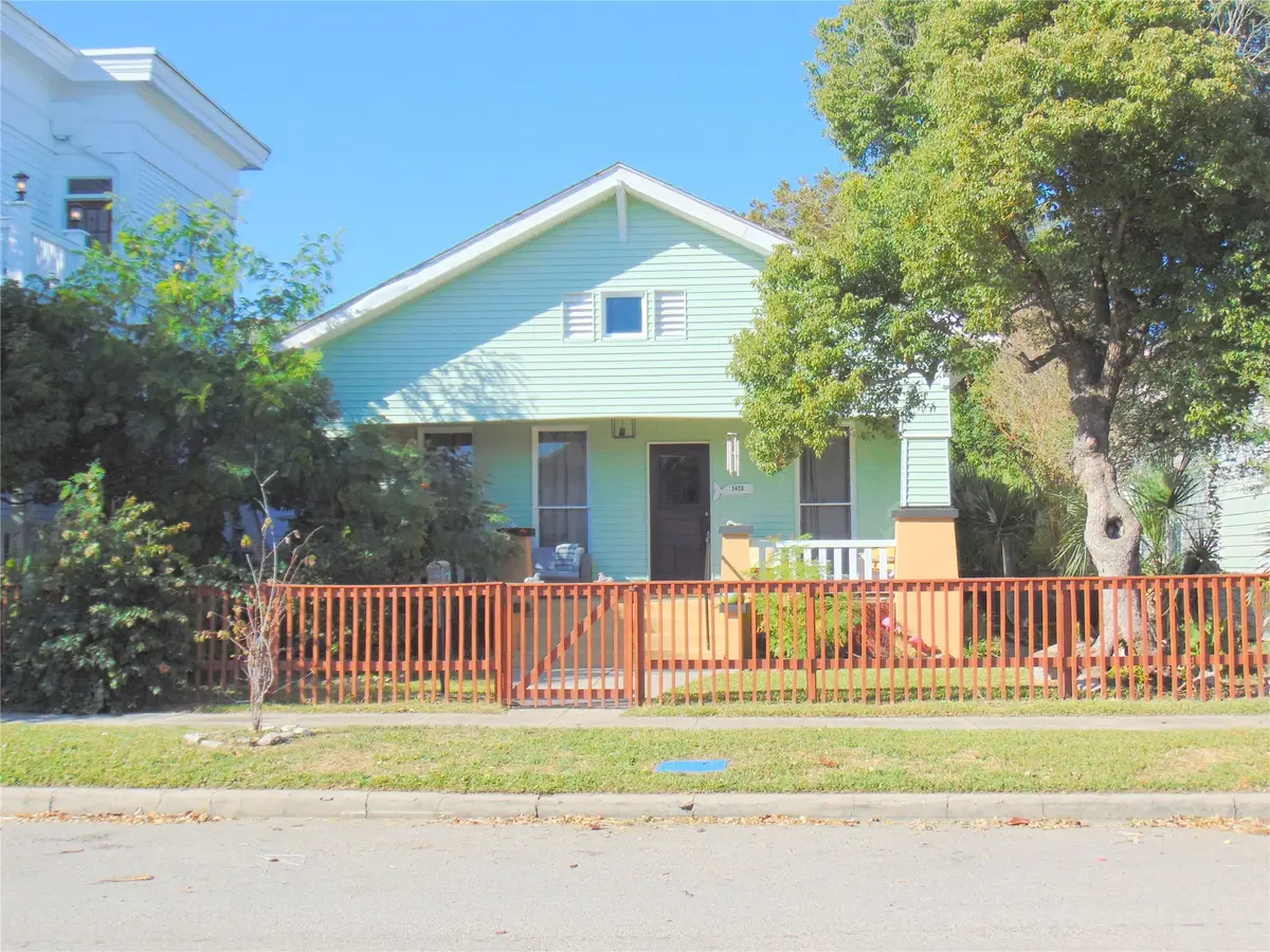 3420 Avenue R Avenue, Galveston, TX 77550 - Image #1