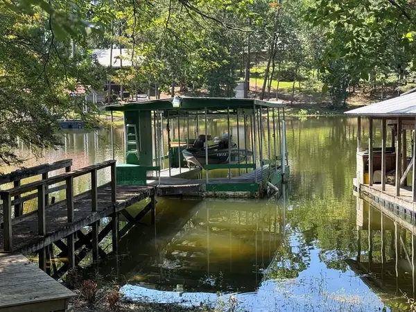 170 Crestwood Drive, Burkeville, TX 75932