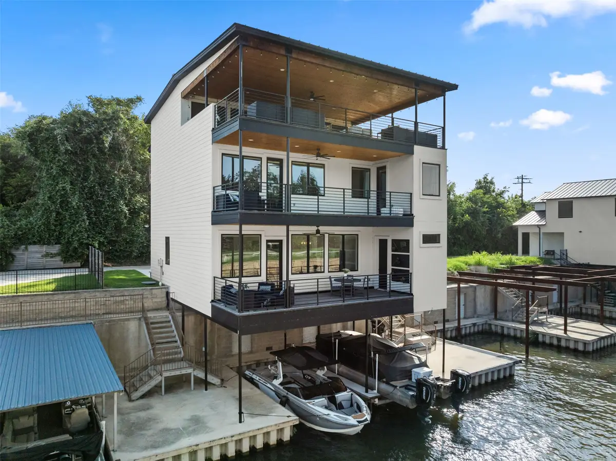 946 Euel Moore Dr, Kingsland, TX 78639 - #1