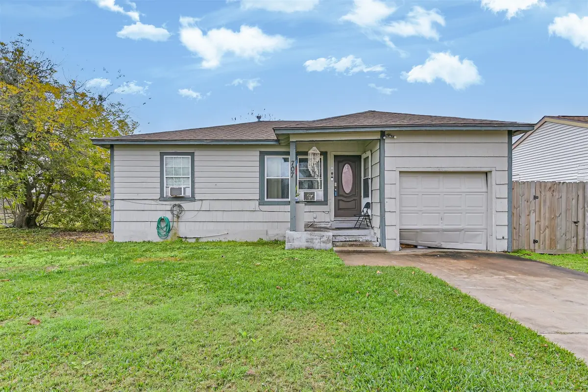 707 W 5th Street, Freeport, TX 77541 - #1