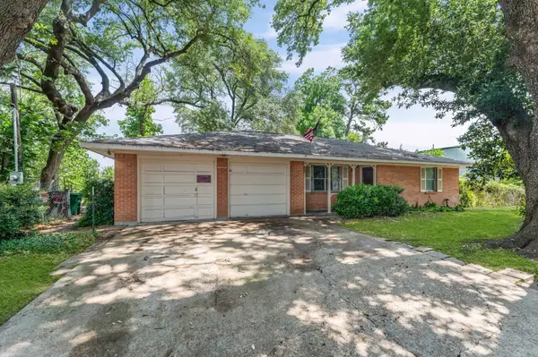 8506 Fawndale Lane, Houston, TX 77040