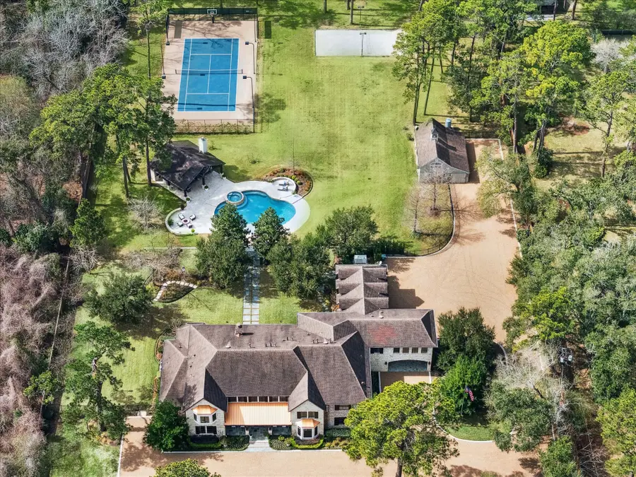 21 W Rivercrest Drive, Houston, TX 77042 - #2