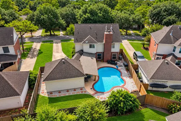 1908 Summer Reef Drive, League City, TX 77573