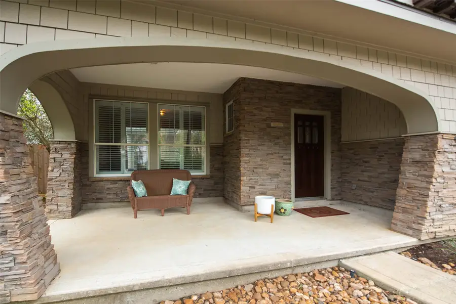 110 S Longsford Circle, The Woodlands, TX 77382 - #3