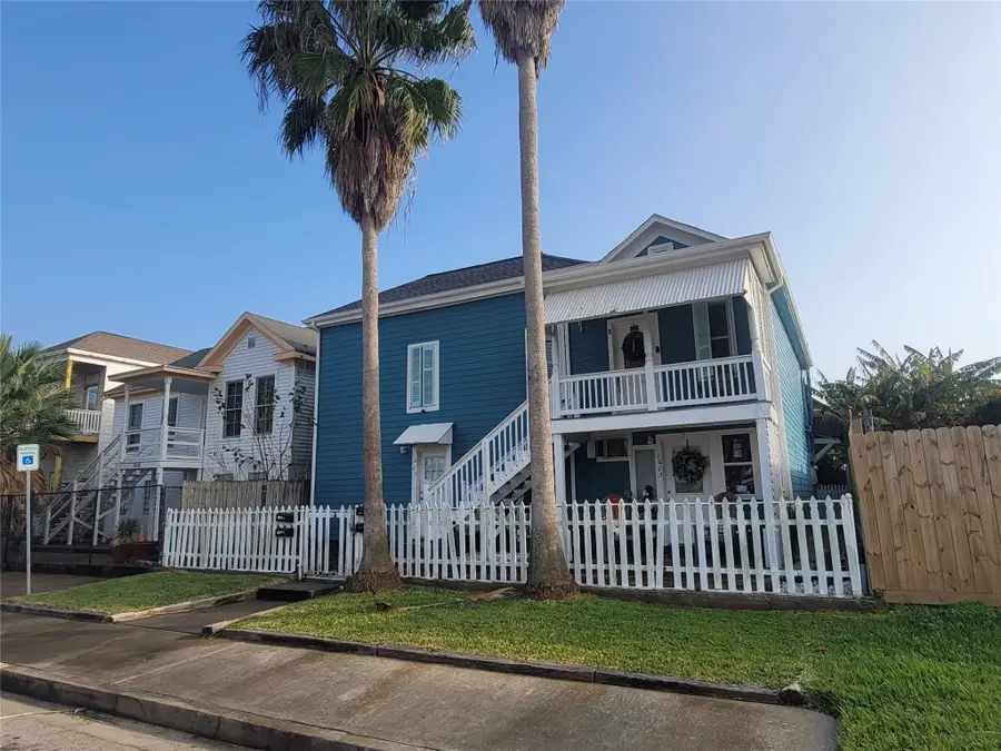 1623 Avenue N 1/2, Galveston, TX 77550 - Image #2