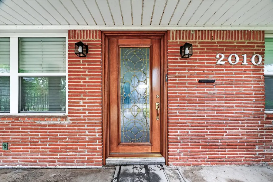 2010 Wakefield Drive, Houston, TX 77018 - Image #2