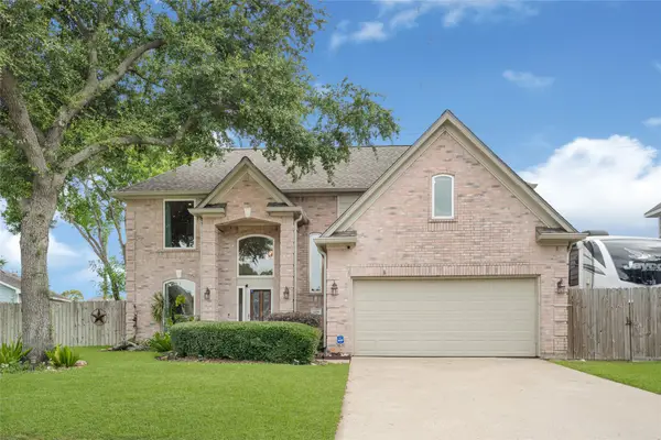 2205 W Van Trease Drive, Deer Park, TX 77536
