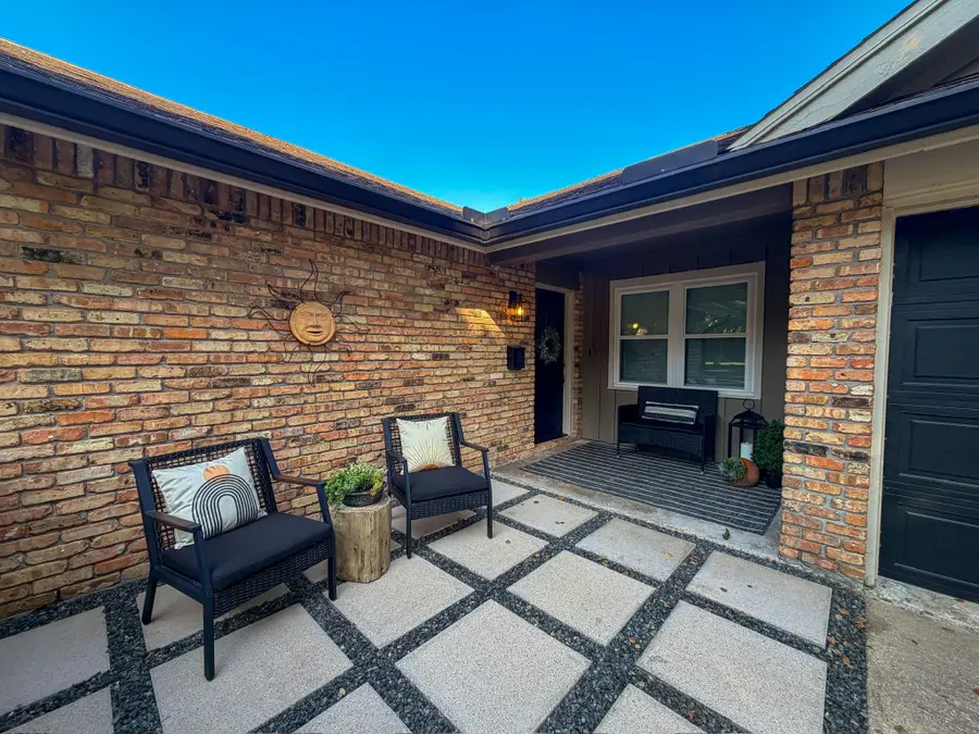 704 Briargrove Drive, Alvin, TX 77511 - #3