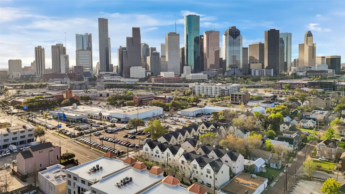939 Colorado Street #8, Houston, TX 77007 - #1