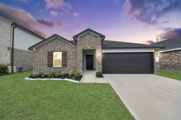 1015 Kinder Sky Lane, Rosharon, TX 77583