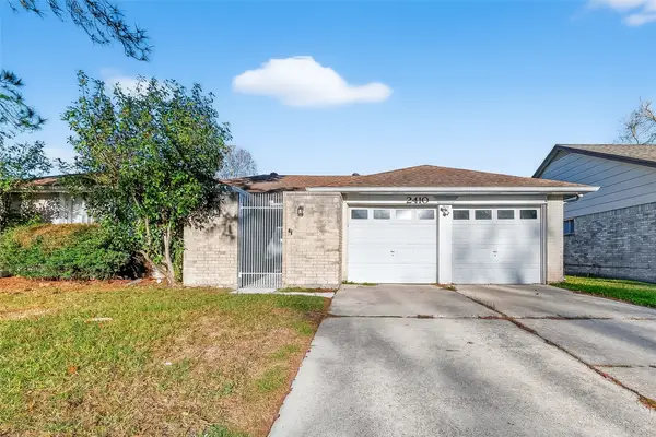 2410 Colonial Ridge Drive, Friendswood, TX 77546