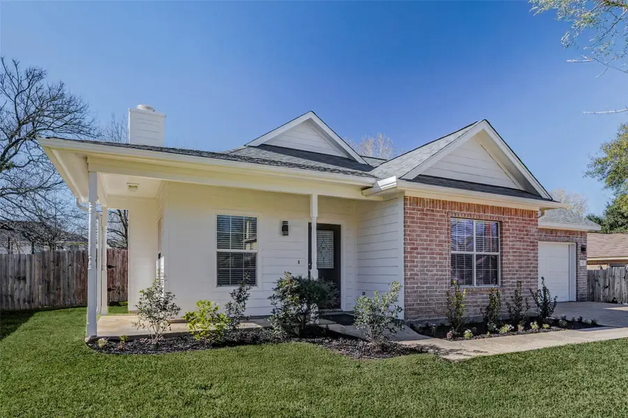 12551 Lake Conroe Hills Dr, Willis, TX 77318 - Image #3