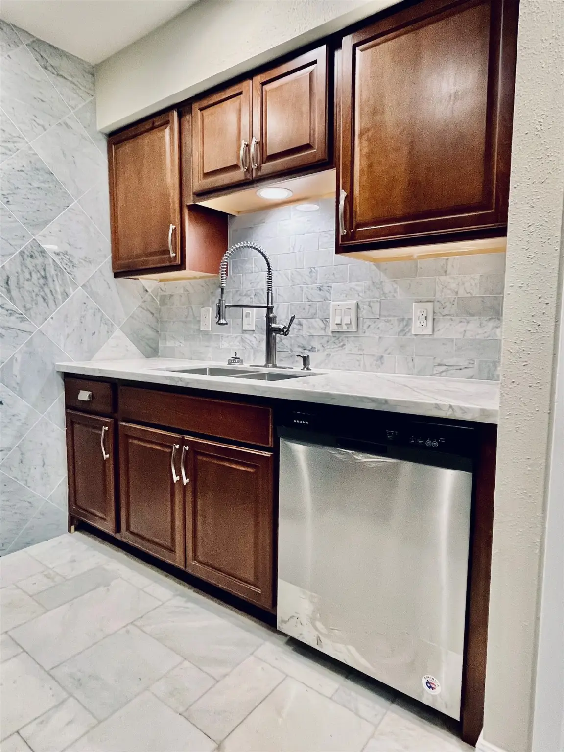 7575 Katy Freeway #85, Houston, TX 77024 - Image #1