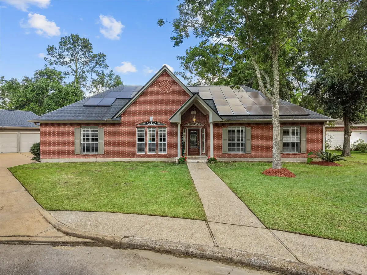 816 Sherwood Forest Drive, Dickinson, TX 77539 - #1