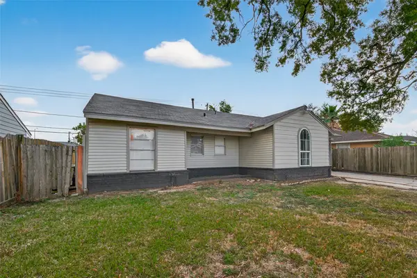 515 Ogilvie Street, Houston, TX 77017
