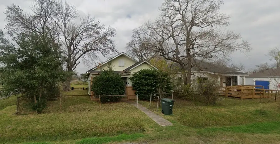 801 13th Street, Port Arthur, TX 77640 - #2