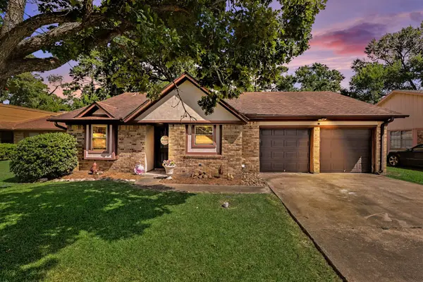 9911 El Chaco Street, Baytown, TX 77521