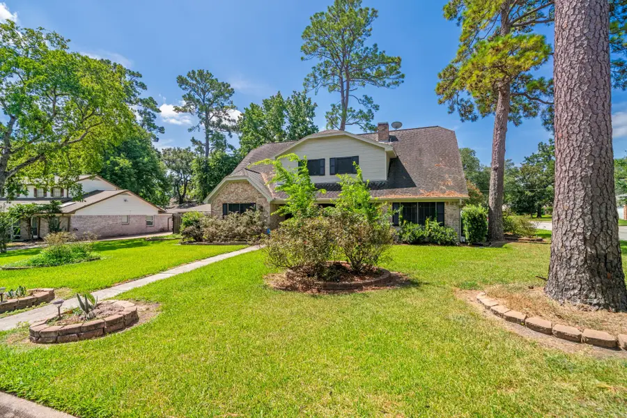 1102 Glouchester Lane, Houston, TX 77073 - Image #2