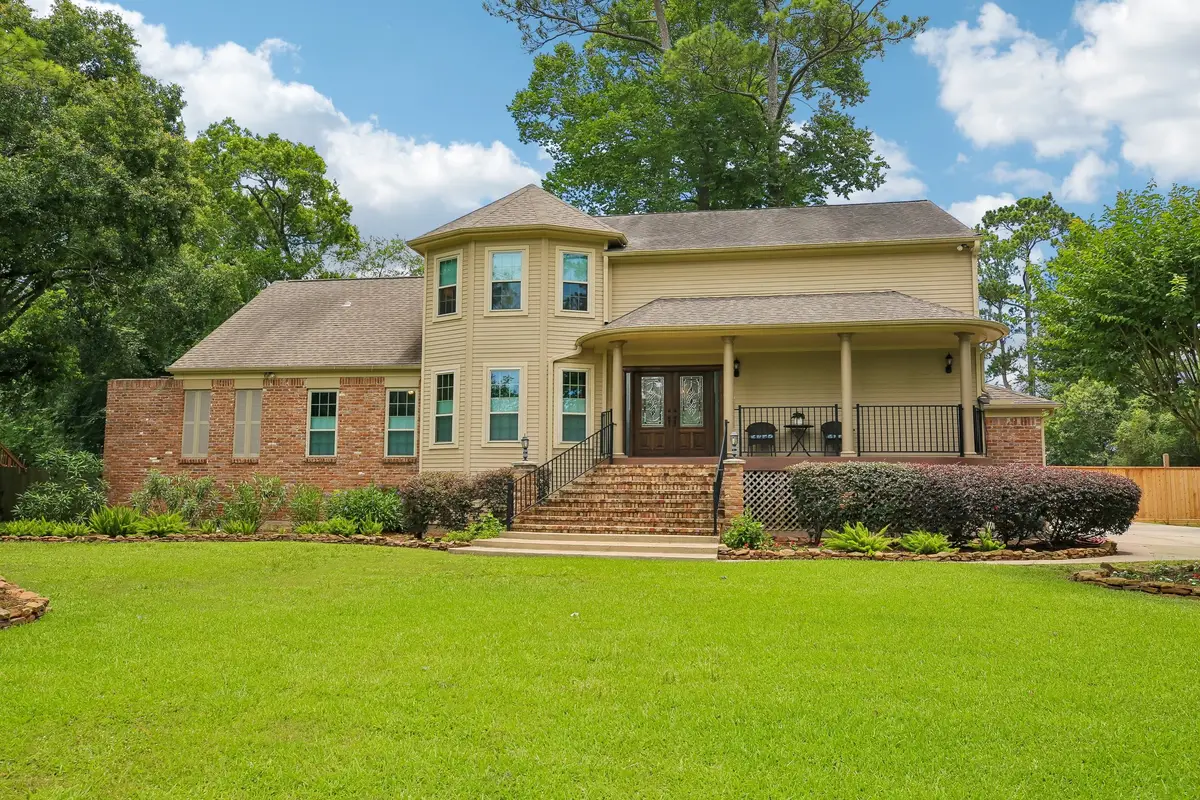 302 Charleston Street, Friendswood, TX 77546 - #1