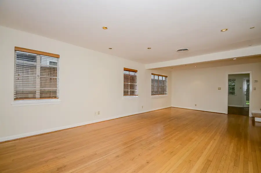2047 & 2049 Sheridan Street N, Houston, TX 77030 - #2