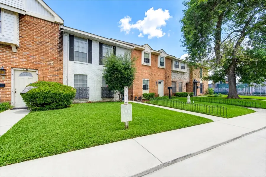 6723 Tarnef Drive #723, Houston, TX 77074 - #2
