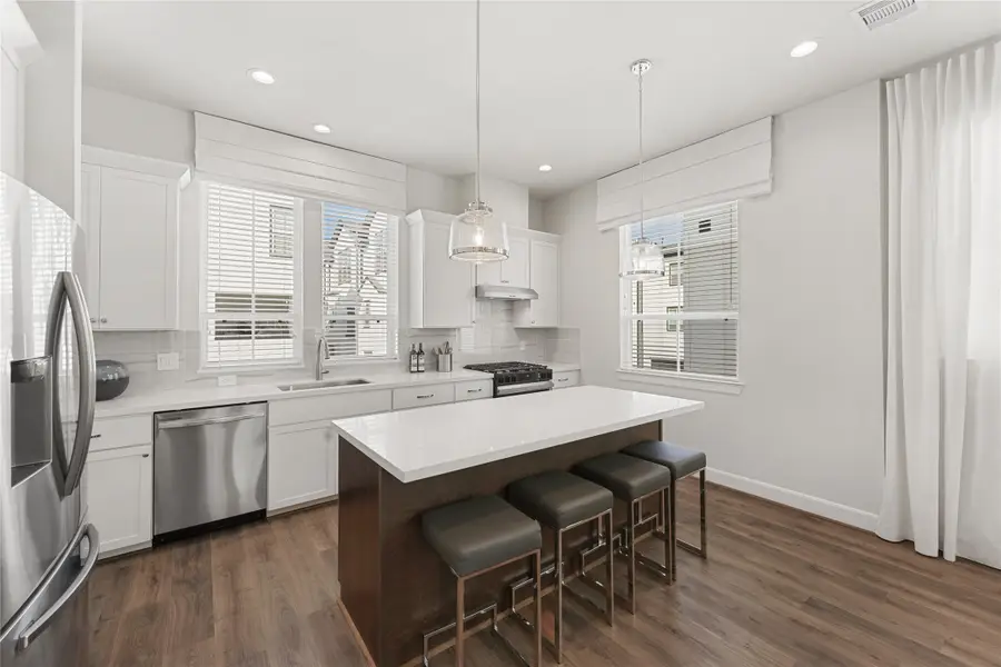 2704 Grand Fountains Drive #E, Houston, TX 77054 - #3