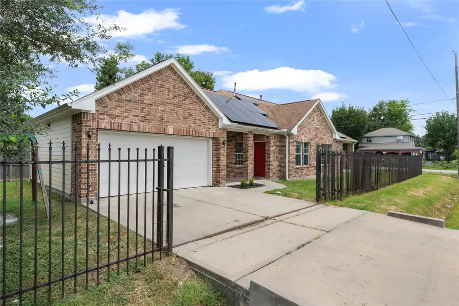 3001 Wayne Street, Houston, TX 77026 - #2