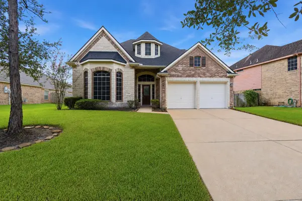 13806 Cove Landing Lane, Rosharon, TX 77583