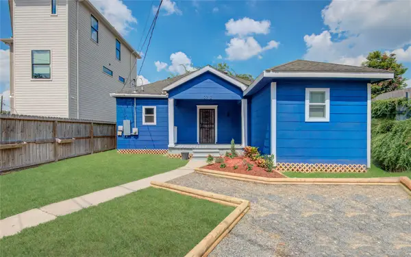 2712 Link Road, Houston, TX 77009