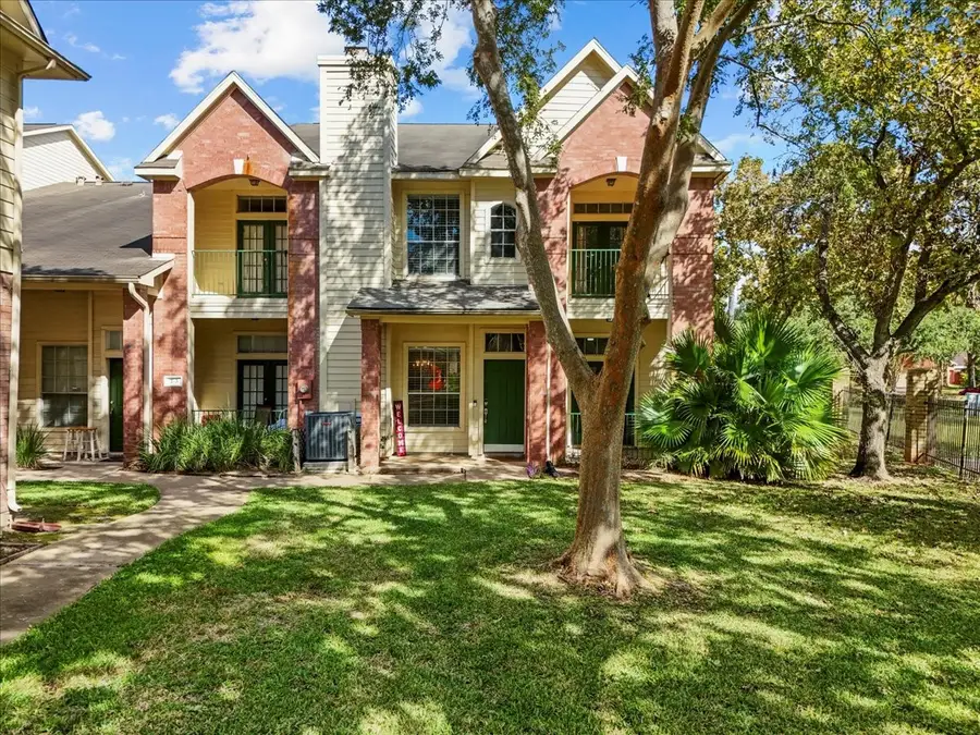 2710 Grants Lake Boulevard #T4, Sugar Land, TX 77479 - Image #2