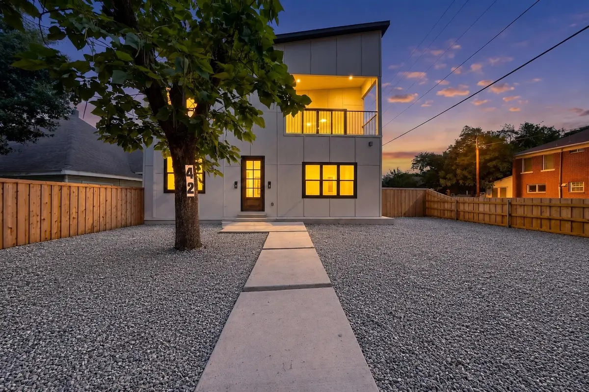 427 E 9th Street, Dallas, TX 75203 - #1