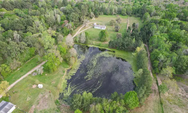 2735 Bobville Road, Montgomery, TX 77316
