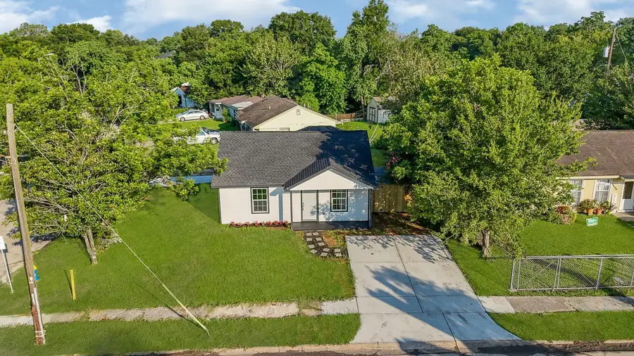 6910 Kassarine Pass, Houston, TX 77033 - #3