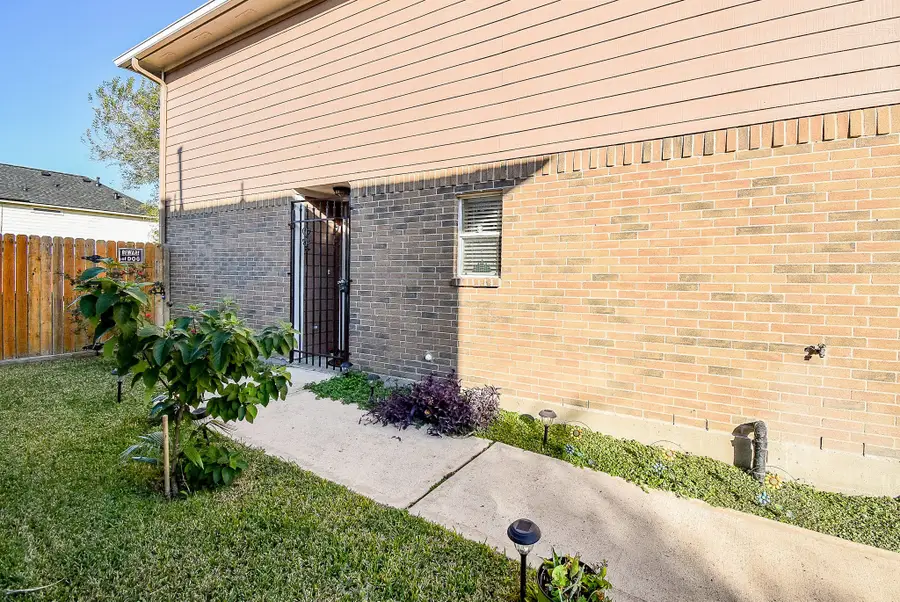 4622 Saba Road, Houston, TX 77045 - Image #3