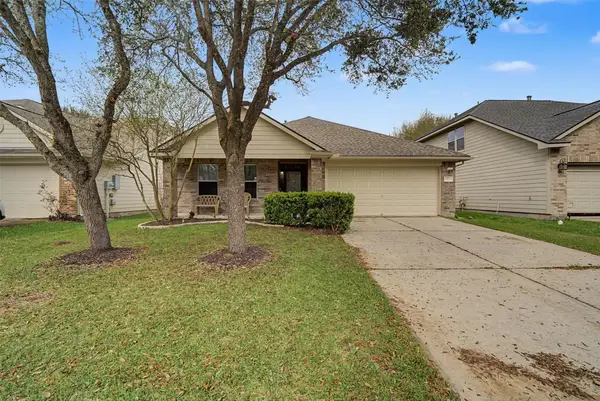 6834 Ridgewood Lane, Dickinson, TX 77539