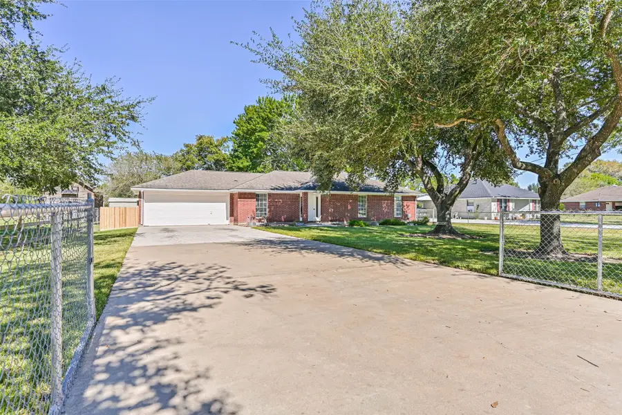 6417 Scott Lane, Pearland, TX 77581 - Image #2