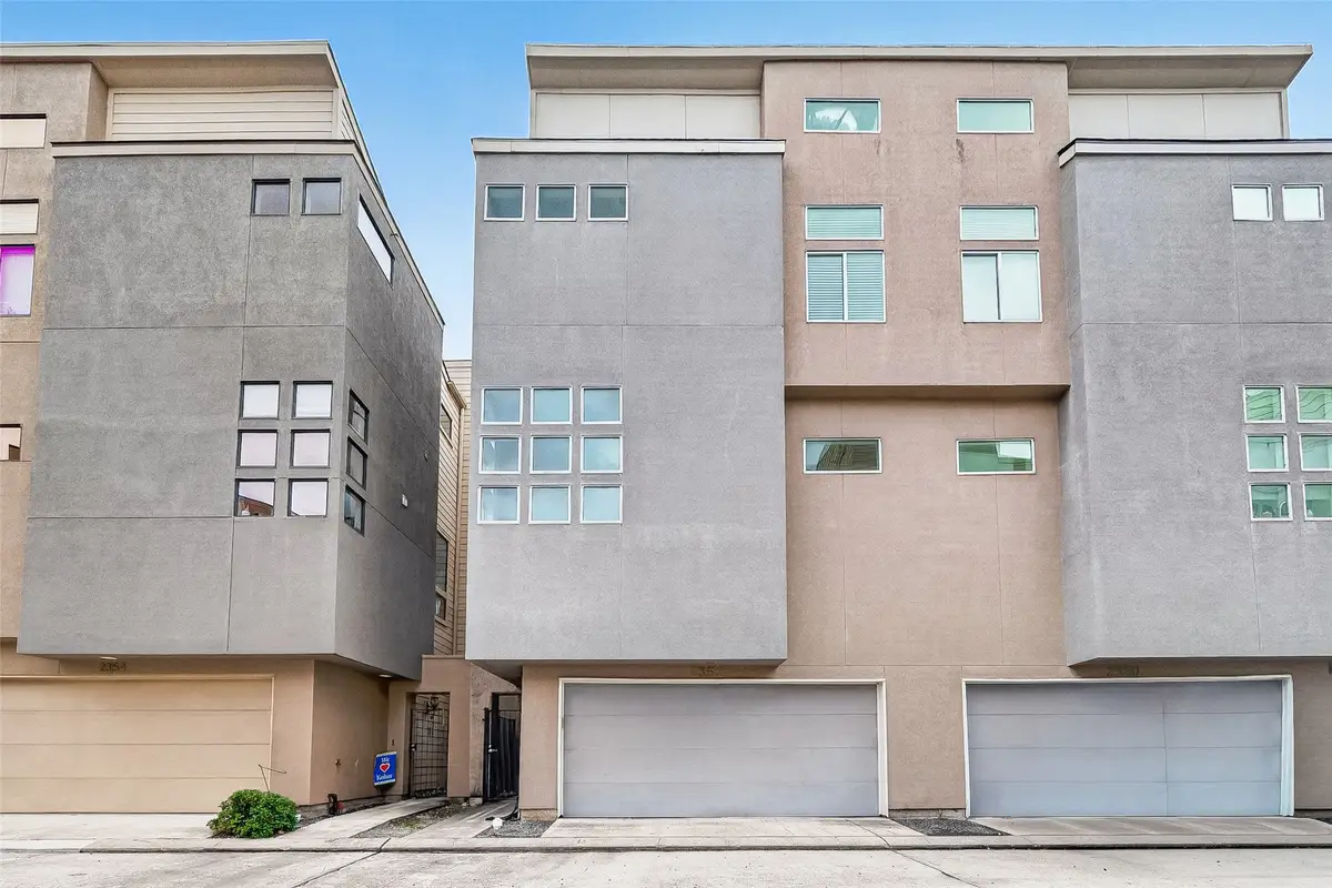 2352 Sperber Lane, Houston, TX 77003 - #1