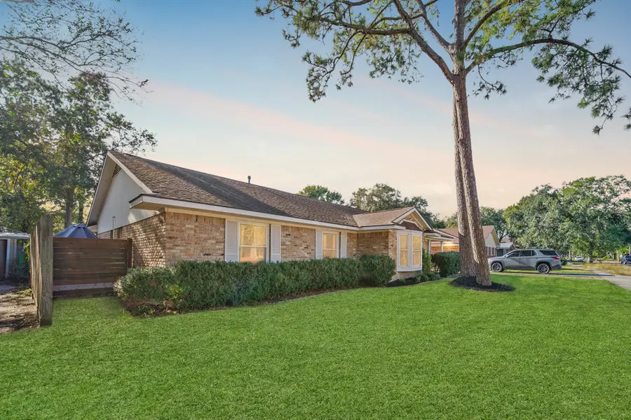 5919 Lattimer Drive, Houston, TX 77035 - #2