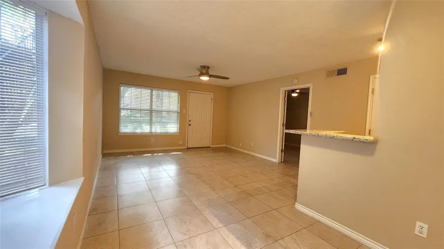 3224 Timmons Lane #129, Houston, TX 77027 - #2